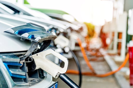 7 Essential Tips for Selling Electric Vehicle (EV) Charging Stations